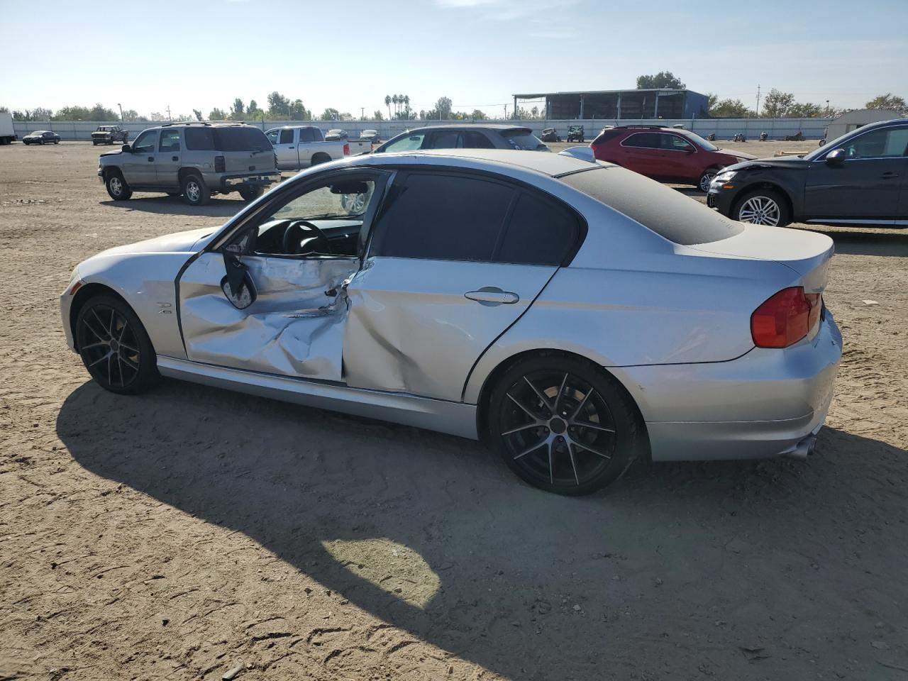 Изображение 2 2011 BMW 328 XI 2011 с VIN WBAPK7C58BA819714