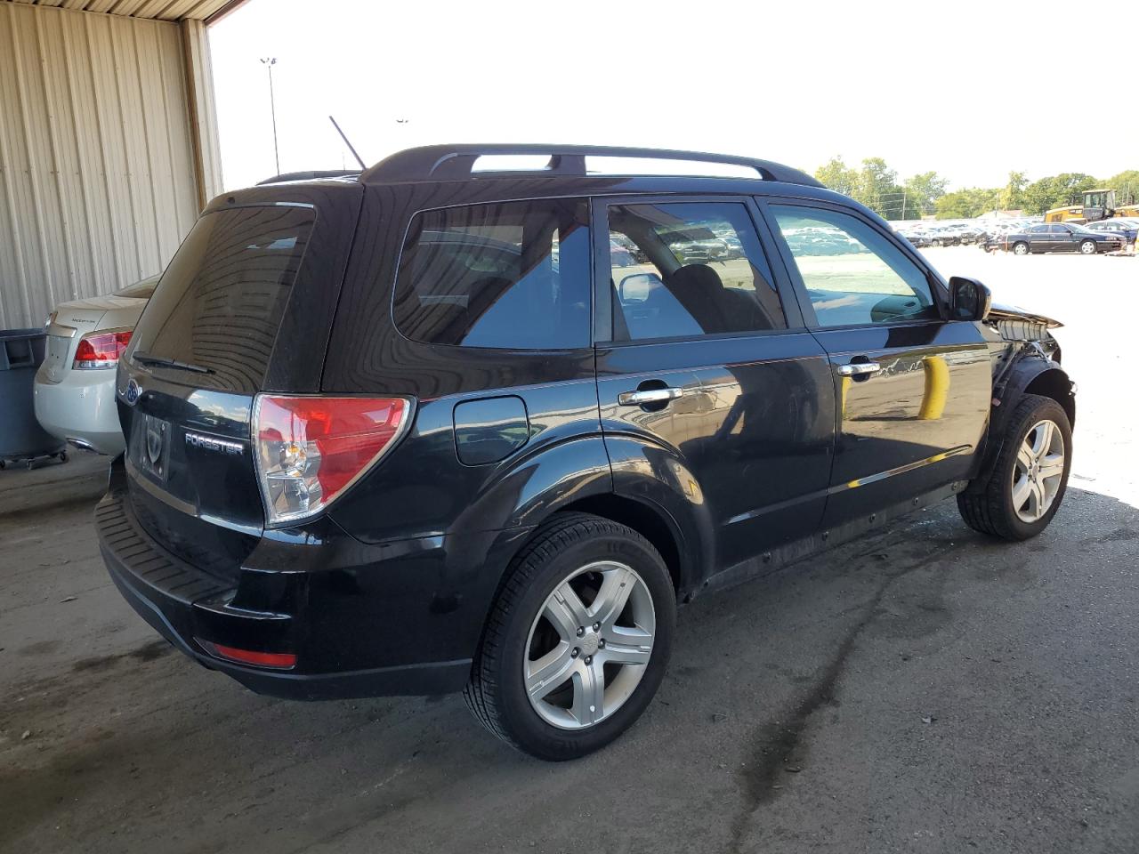 Image 3 of 2009 SUBARU FORESTER 2.5X PREMIUM 2009 with VIN JF2SH63659H766505