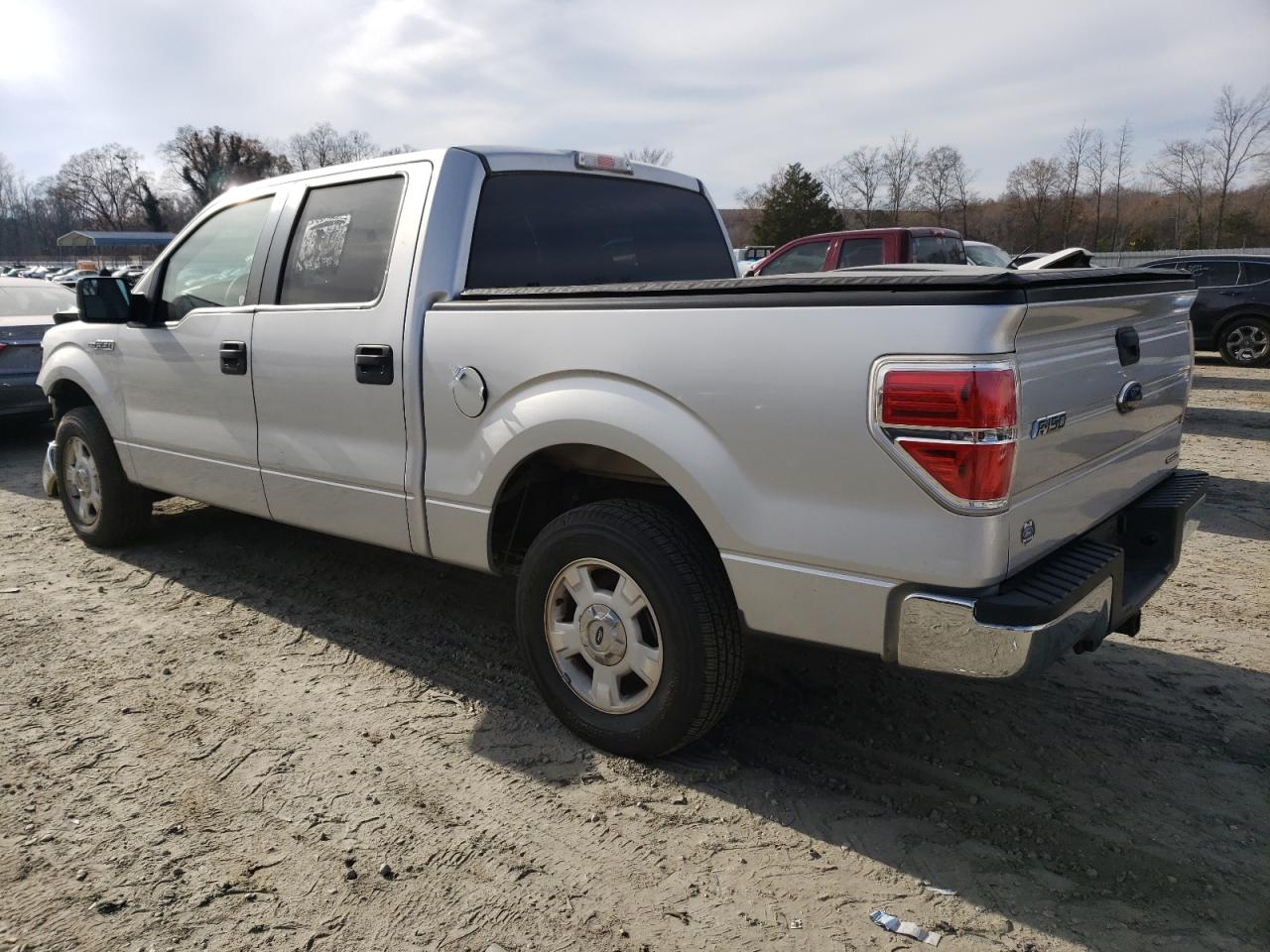 Image 2 of 2013 FORD F150 SUPERCREW 2013 with VIN 1FTEW1CM5DFD15372