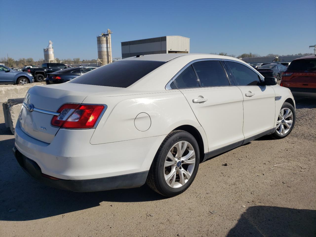 Image 3 of 2012 FORD TAURUS SEL 2012 with VIN 1FAHP2EW1CG110953