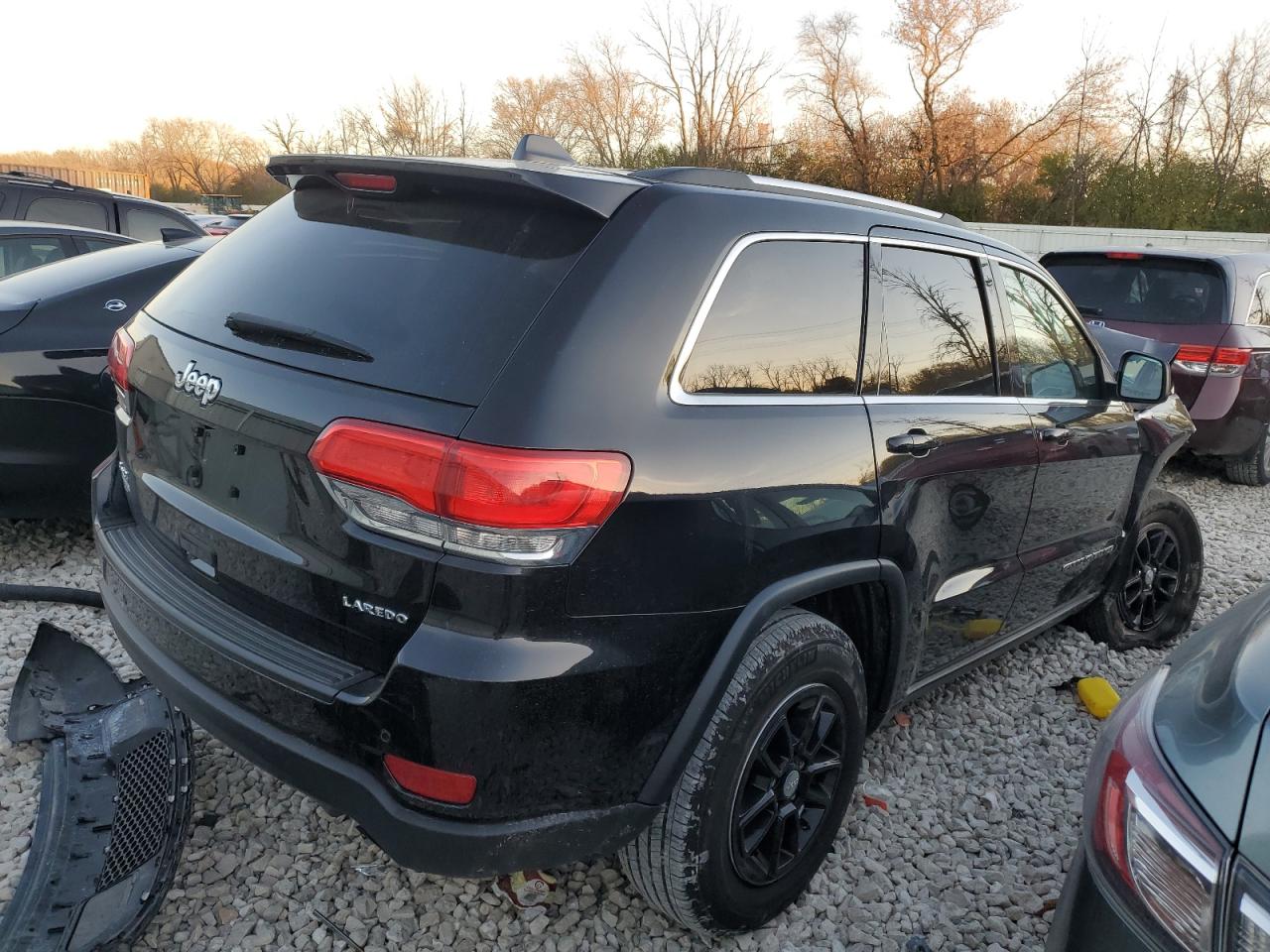 Изображение 3 2019 JEEP GRAND CHEROKEE LAREDO 2019 с VIN 1C4RJFAG4KC736427