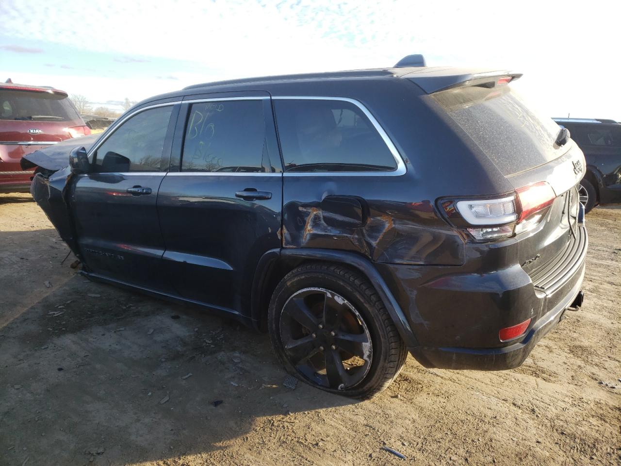 Изображение 2 2015 JEEP GRAND CHEROKEE LAREDO 2015 с VIN 1C4RJFAG8FC135480