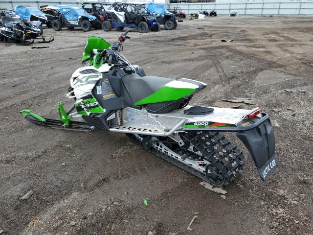 Obraz 3 z 2015 ARTC SNOWMOBILE 2015 z VIN 4UF15SNW9FT114688
