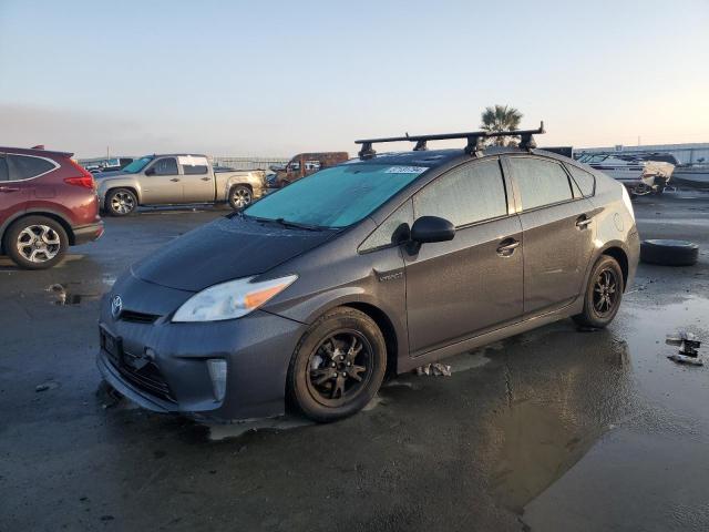 Image 1 of 2013 TOYOTA PRIUS  2013 with VIN JTDKN3DU2D1639697