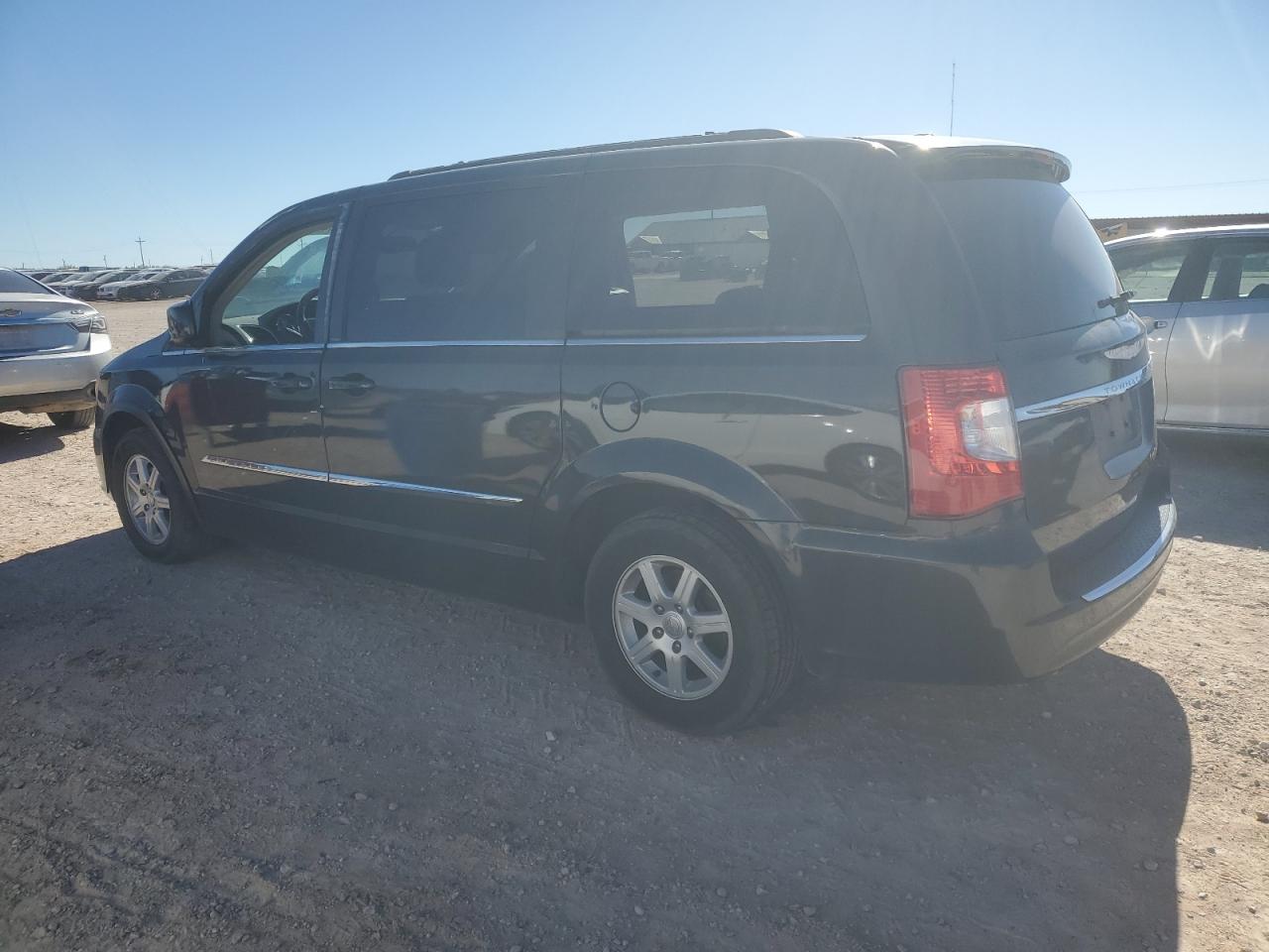 Изображение 2 2012 CHRYSLER TOWN & COUNTRY TOURING 2012 с VIN 2C4RC1BG3CR346133