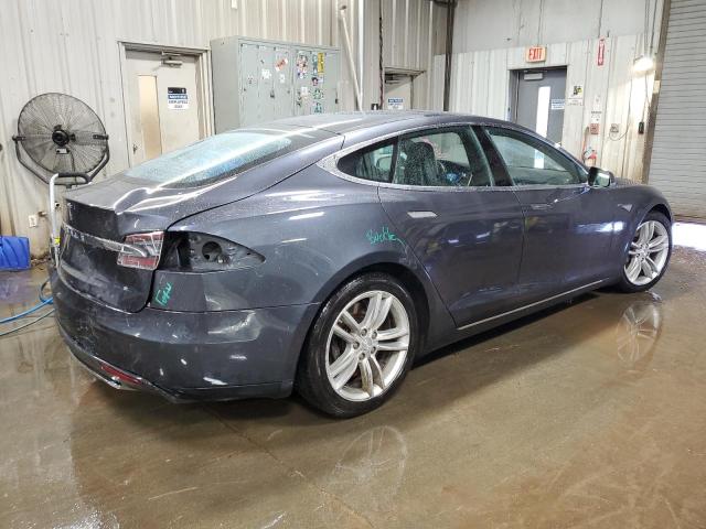 Obraz 3 z 2016 TESLA MODEL S  2016 z VIN 5YJSA1E24GF116528