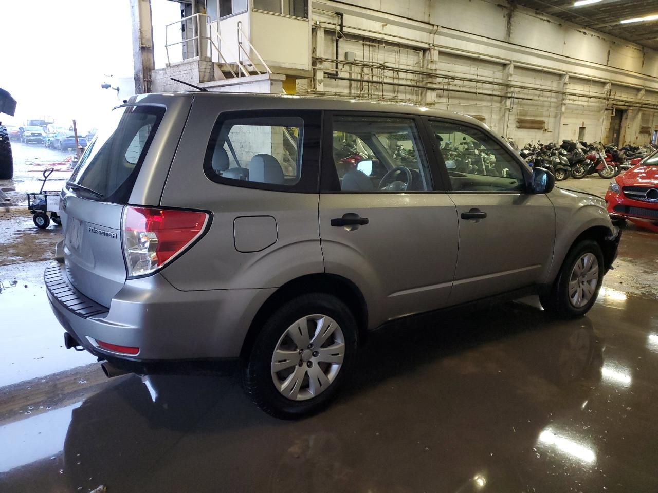 Image 3 of 2009 SUBARU FORESTER 2.5X 2009 with VIN JF2SH61619H700925