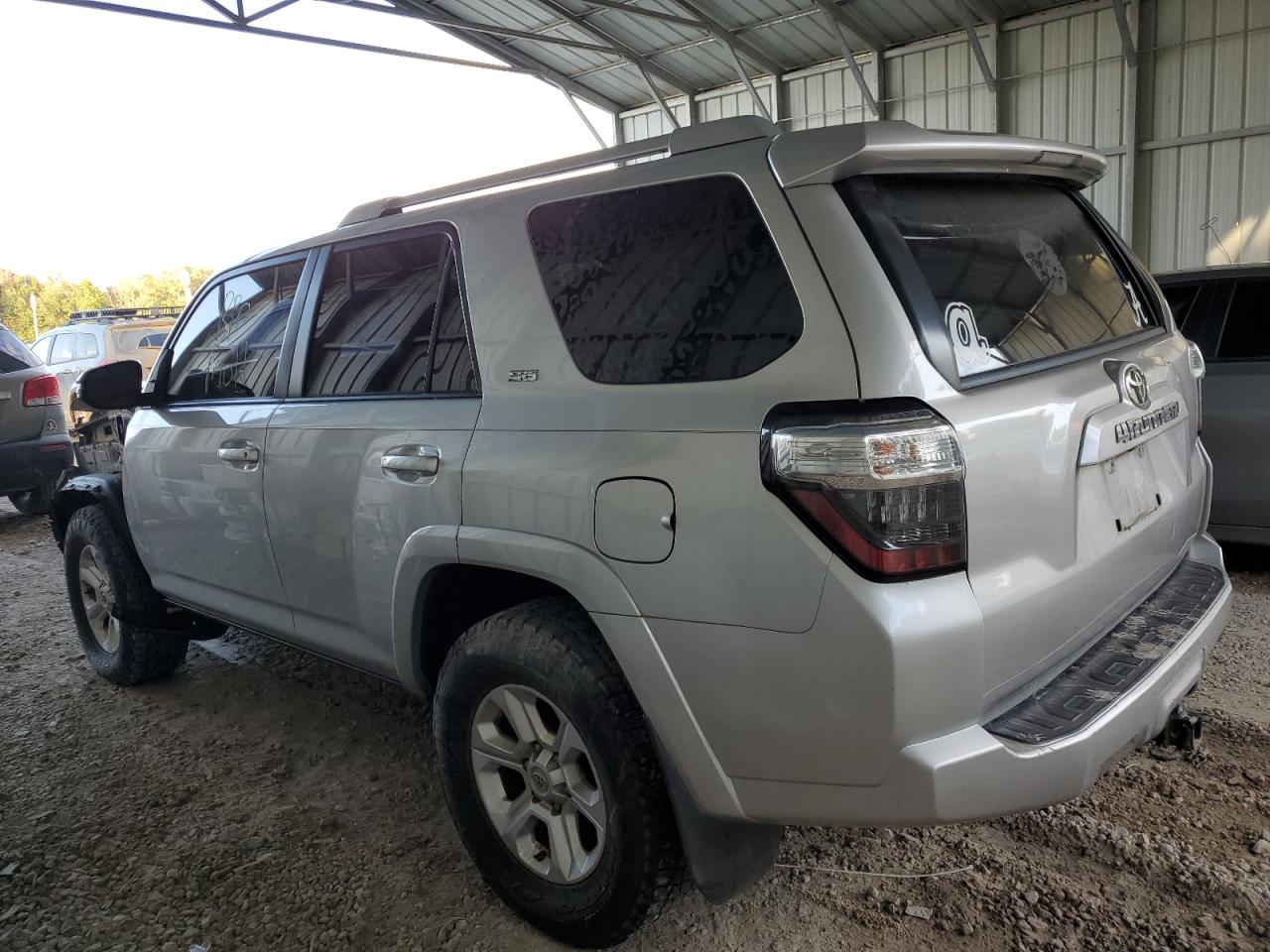 Изображение 2 2015 TOYOTA 4RUNNER SR5 2015 с VIN JTEZU5JR5F5098715
