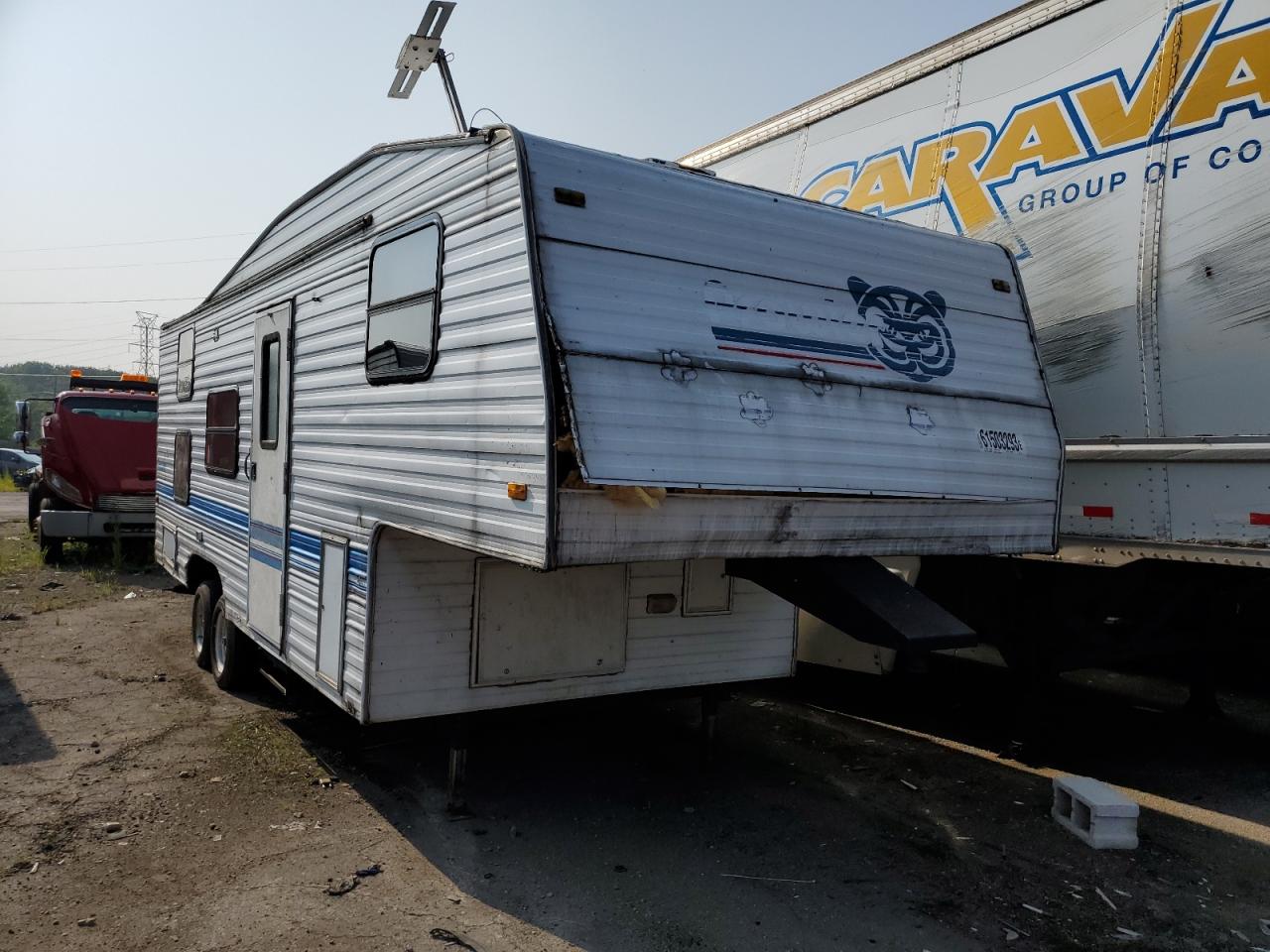 Image 1 of 1996 FLEETWOOD PROWLER 1996 with VIN 1EC5G2523T4260374