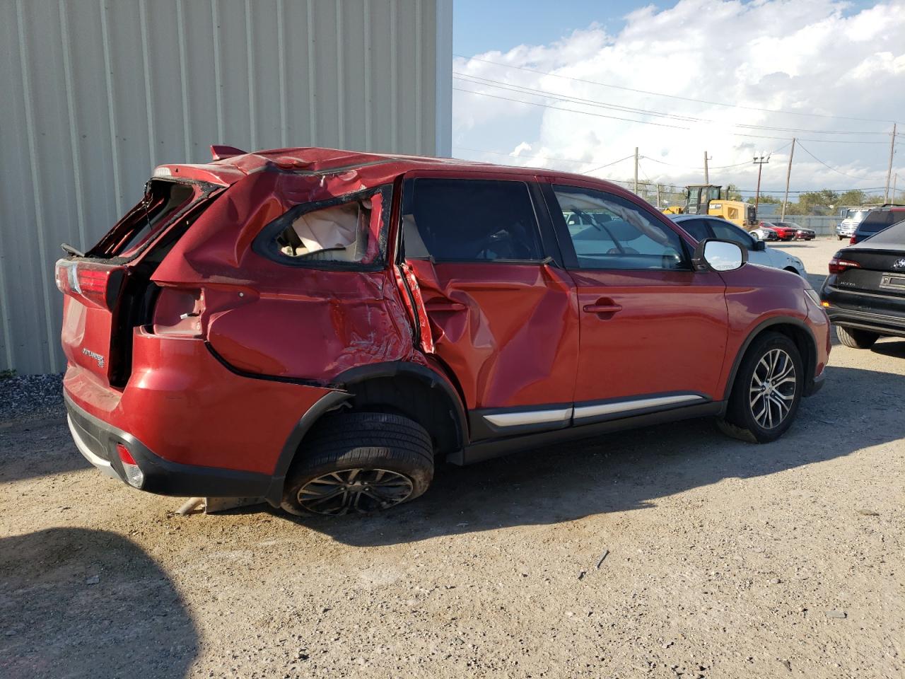 Изображение 3 2018 MITSUBISHI OUTLANDER SE 2018 с VIN JA4AD3A37JZ009966