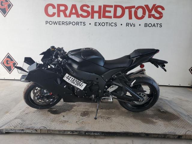 Obraz 2 z 2024 KAWASAKI ZX1002 L 2024 z VIN JKBZXVL17RA011952