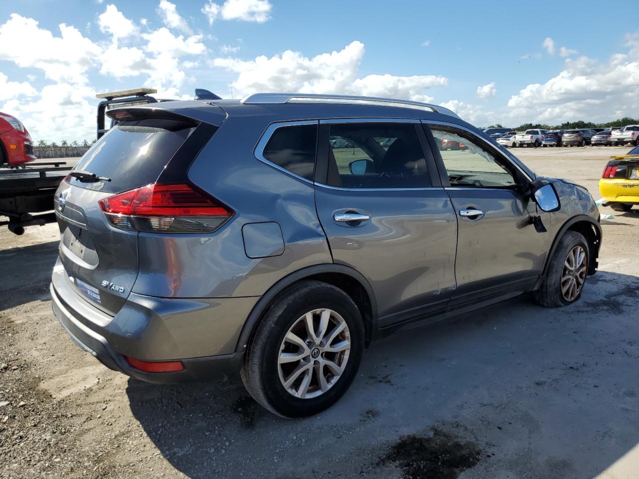 Изображение 3 2017 NISSAN ROGUE S 2017 с VIN KNMAT2MV0HP580687