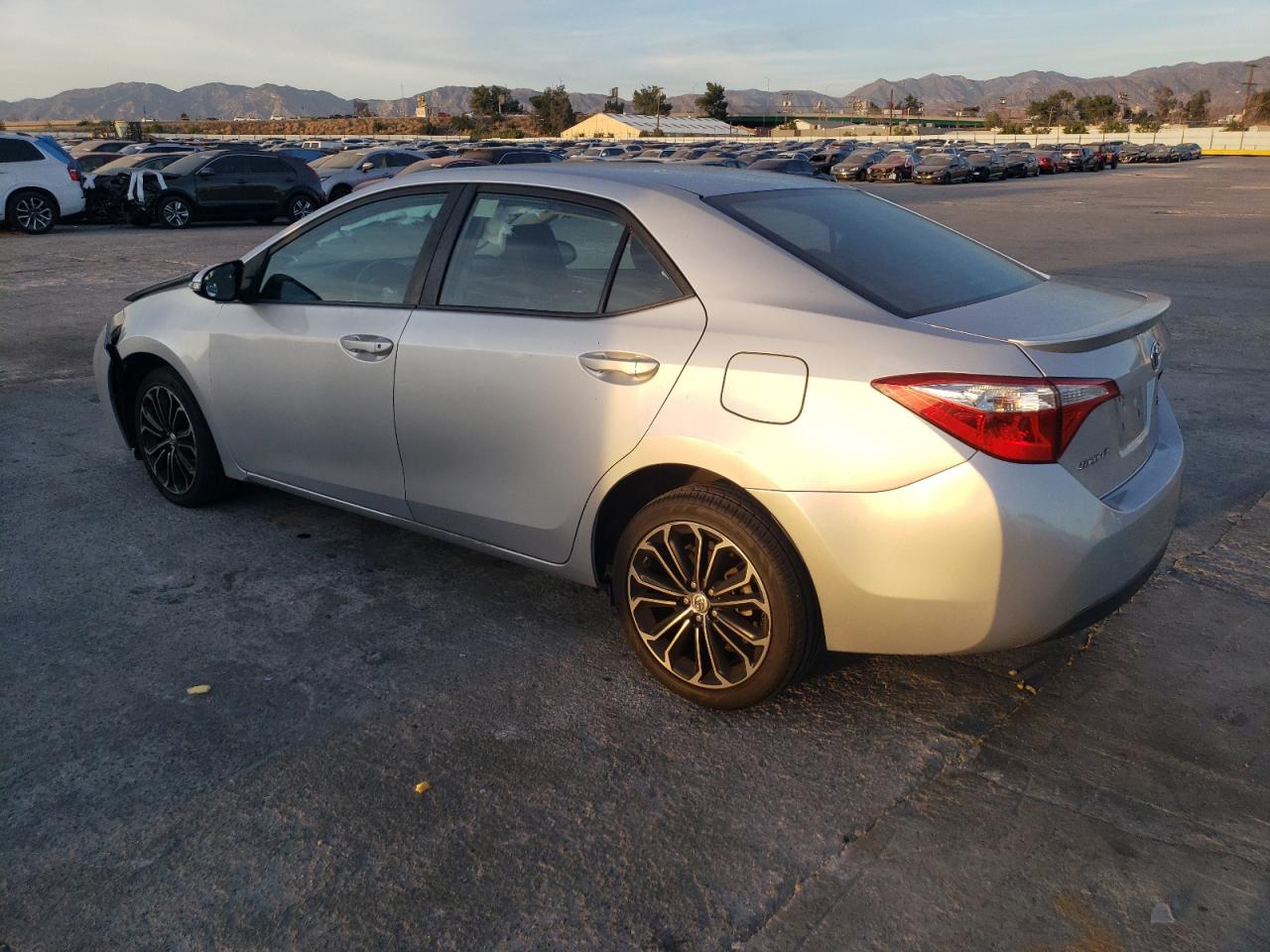 Изображение 2 2016 TOYOTA COROLLA L 2016 с VIN 5YFBURHE7GP428004