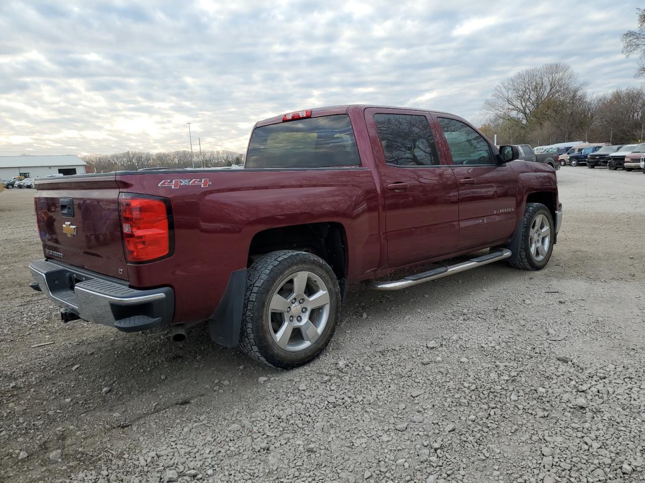 Image 3 of 2014 CHEVROLET SILVERADO K1500 LT 2014 with VIN 3GCUKREC4EG217492