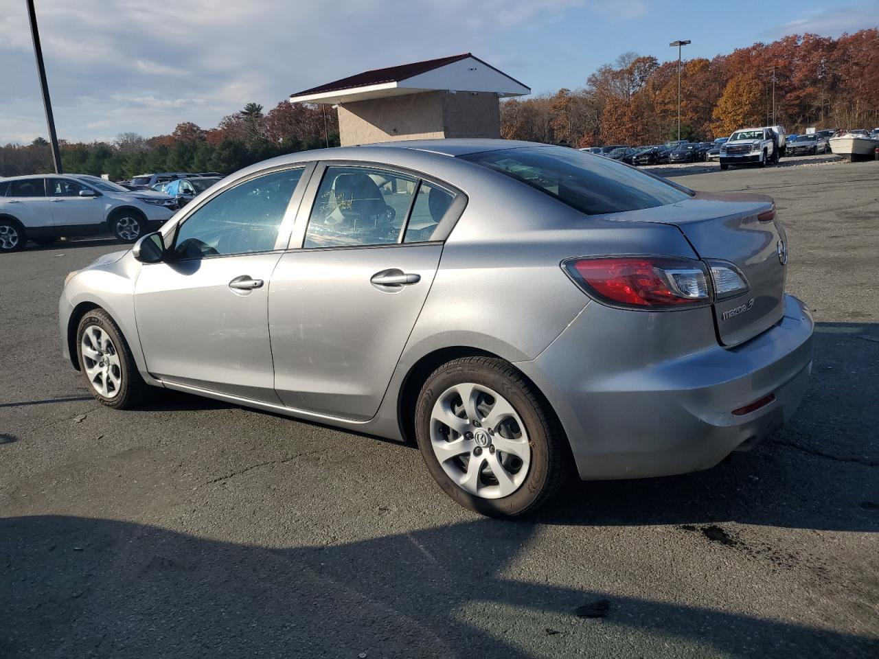Obraz 2 z 2012 MAZDA 3 I 2012 z VIN JM1BL1UF1C1588459