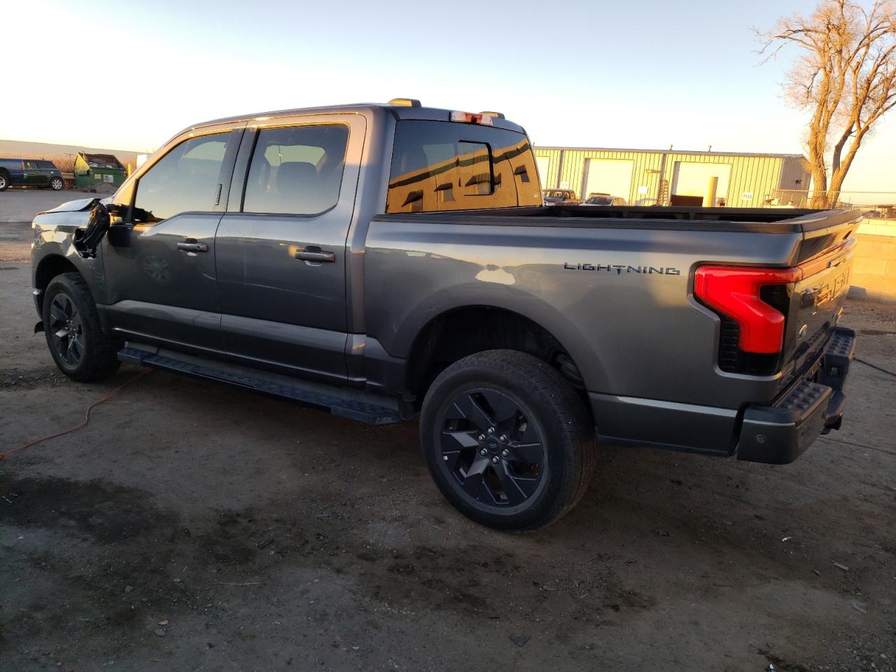 Изображение 2 2022 FORD F150 LIGHTNING PRO 2022 с VIN 1FTVW1EL7NWG16683