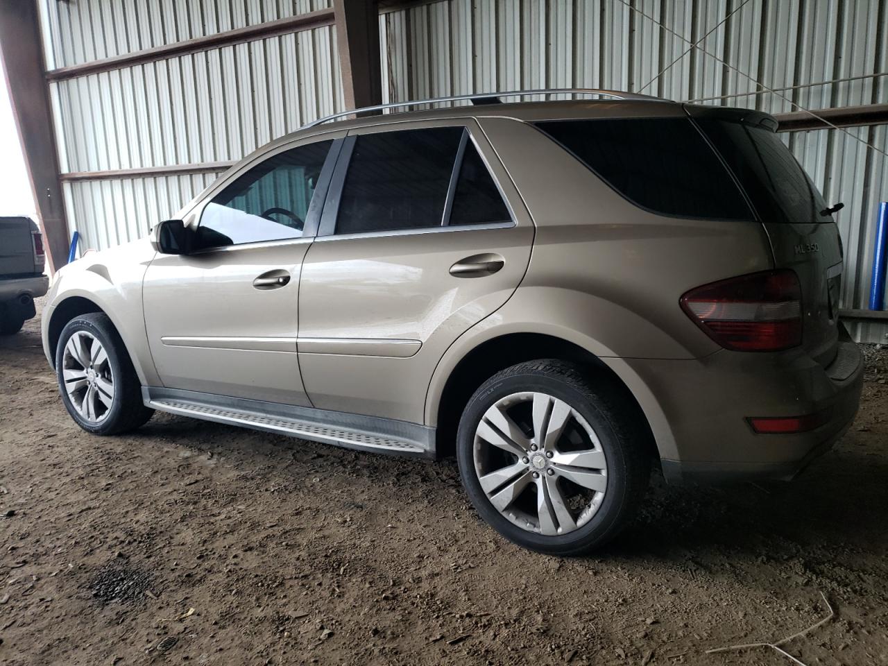 Obraz 2 z 2010 MERCEDES-BENZ ML 350 2010 z VIN 4JGBB5GB1AA596590