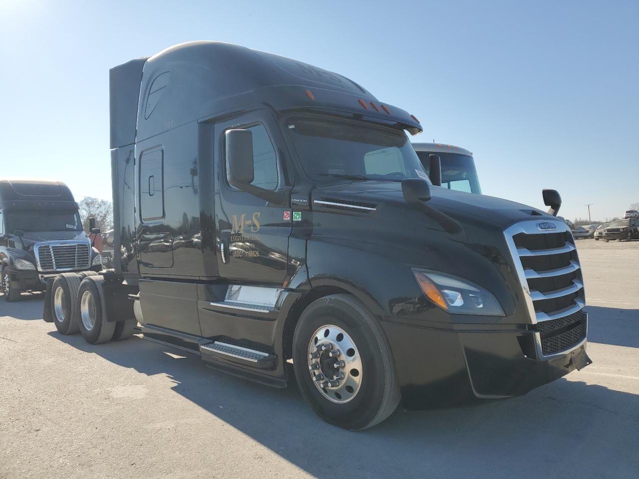 2019 FREIGHTLINER CASCADIA 126  2019 image