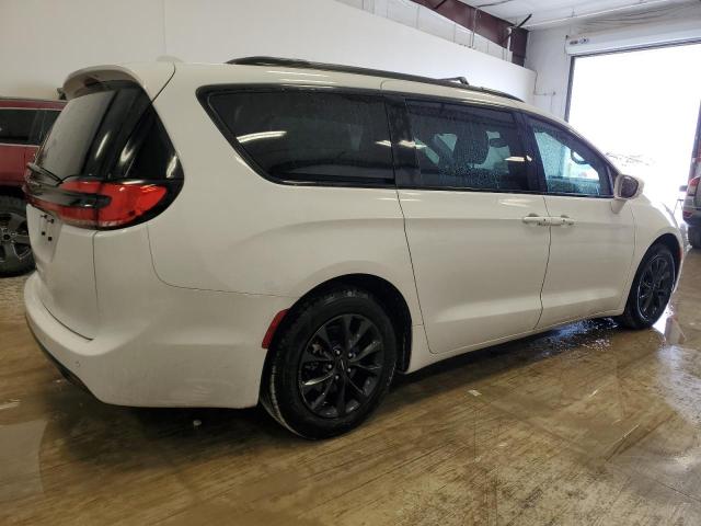 Image 3 of 2021 CHRYSLER PACIFICA TOURING L 2021 with VIN 2C4RC1BG1MR607888