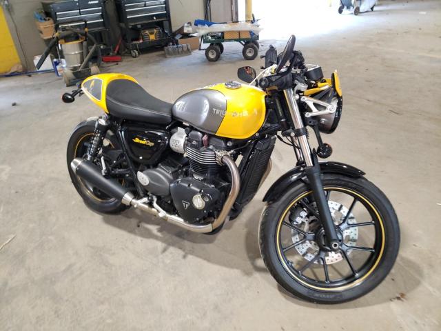 2017 TRIUMPH MOTORCYCLE STREET CUP  2017 image