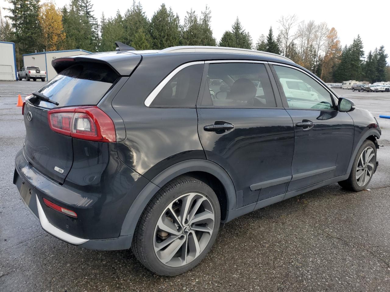 Obraz 3 z 2019 KIA NIRO TOURING 2019 z VIN KNDCE3LCXK5237347