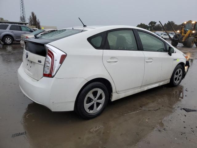 Image 3 of 2015 TOYOTA PRIUS  2015 with VIN JTDKN3DU8F1930045