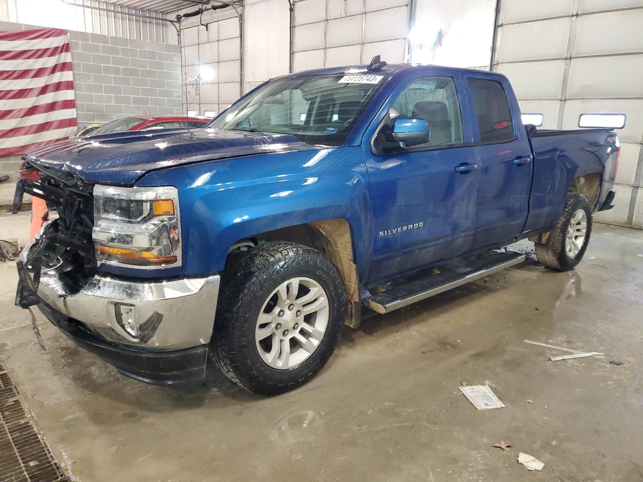 Image 1 of 2017 CHEVROLET SILVERADO K1500 LT 2017 with VIN 1GCVKREC0HZ121285
