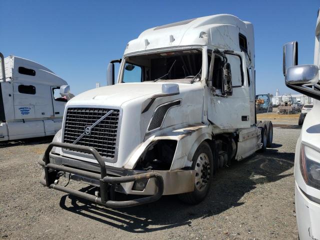 Изображение 2 2016 VOLVO VN VNL 2016 с VIN 4V4NC9EJ3GN937722