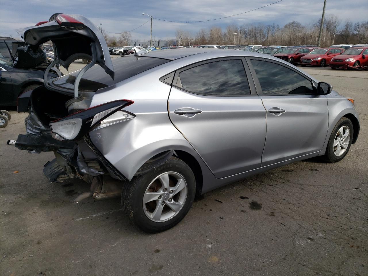 Изображение 3 2015 HYUNDAI ELANTRA SE 2015 с VIN 5NPDH4AE1FH618483