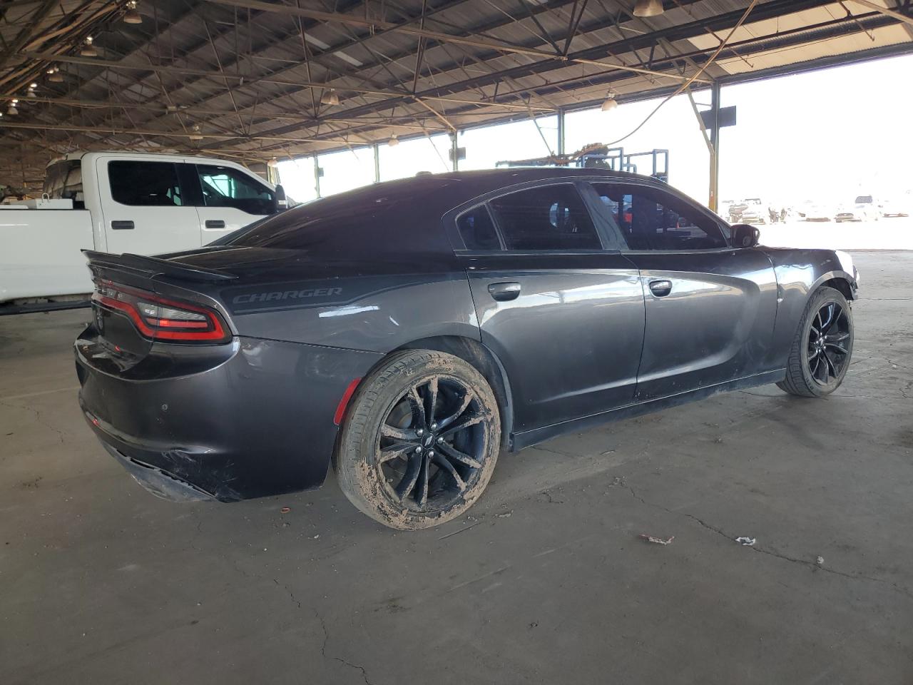 Изображение 3 2018 DODGE CHARGER SXT 2018 с VIN 2C3CDXBG1JH247761
