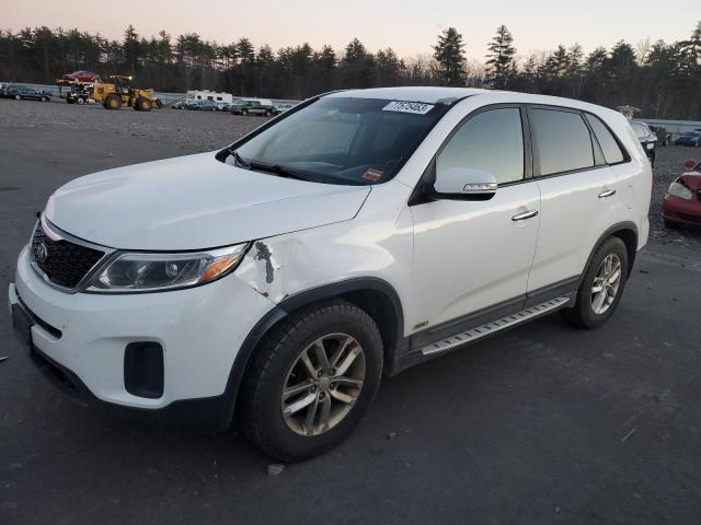 Image 1 of 2015 KIA SORENTO LX 2015 with VIN 5XYKTCA6XFG569879