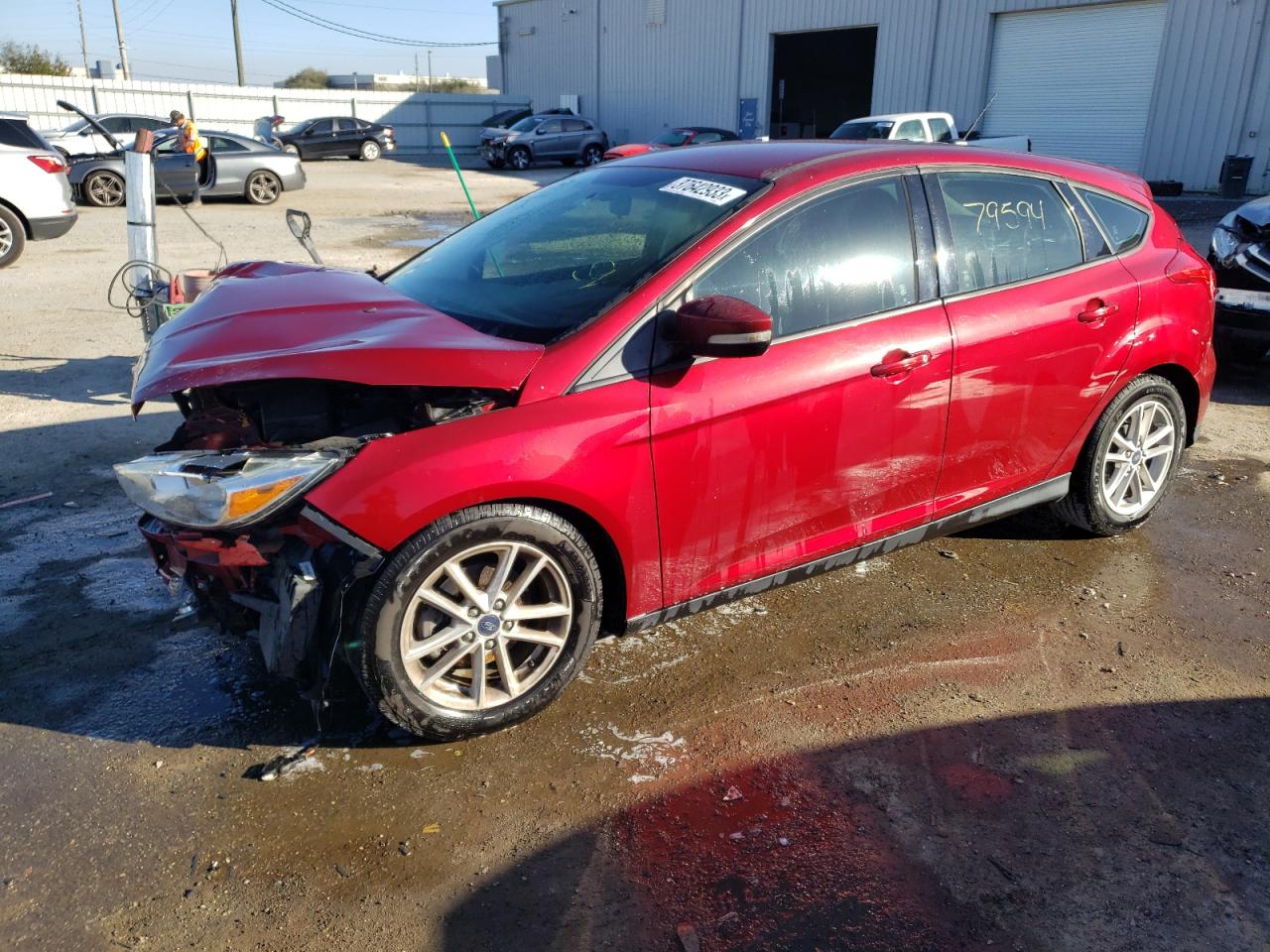 Изображение 1 2016 FORD FOCUS SE 2016 с VIN 1FADP3K20GL381960
