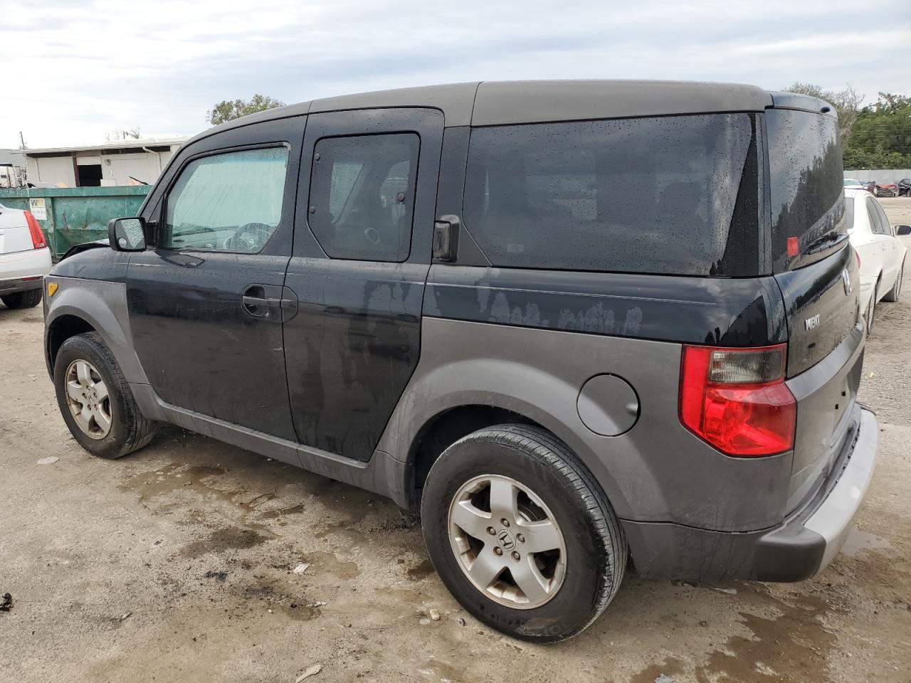 Image 2 of 2004 HONDA ELEMENT EX 2004 with VIN 5J6YH18574L003400