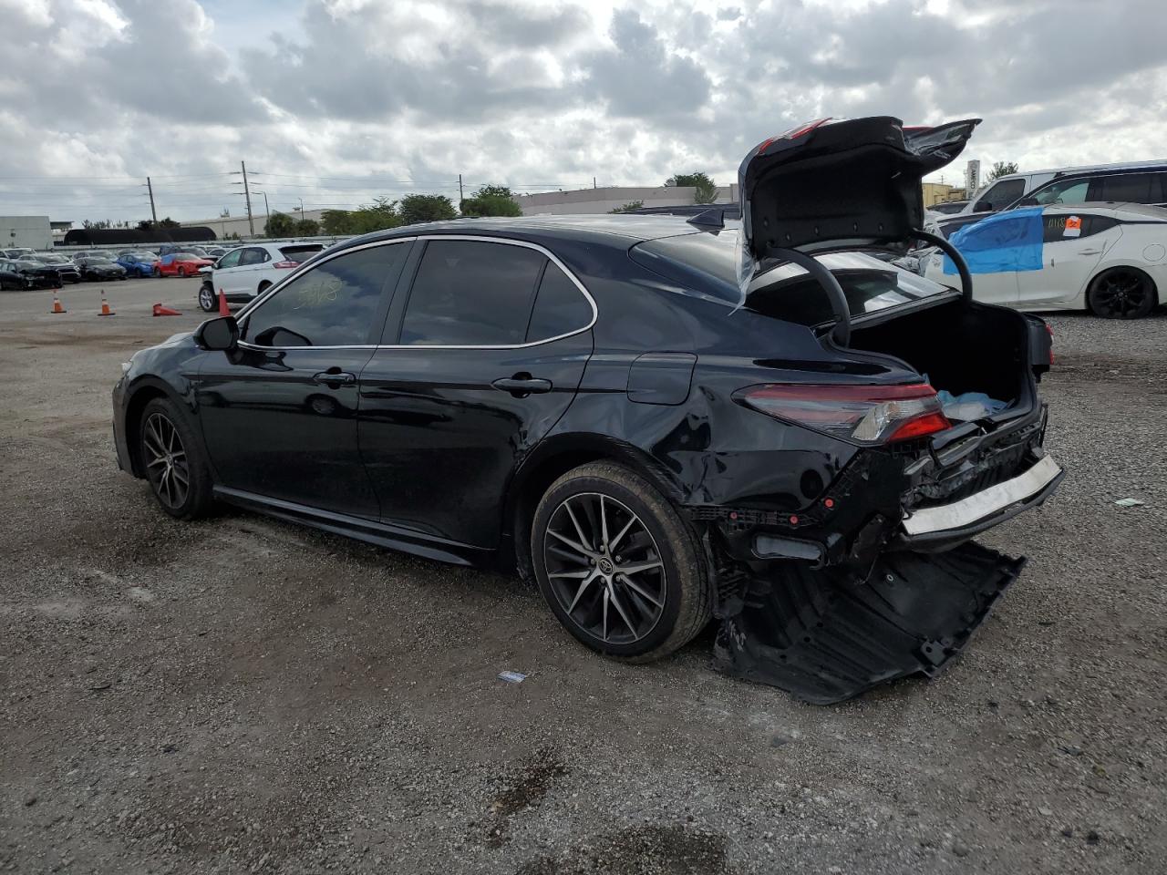 Image 2 of 2022 TOYOTA CAMRY NIGHT SHADE 2022 with VIN 4T1S11AK5NU668822