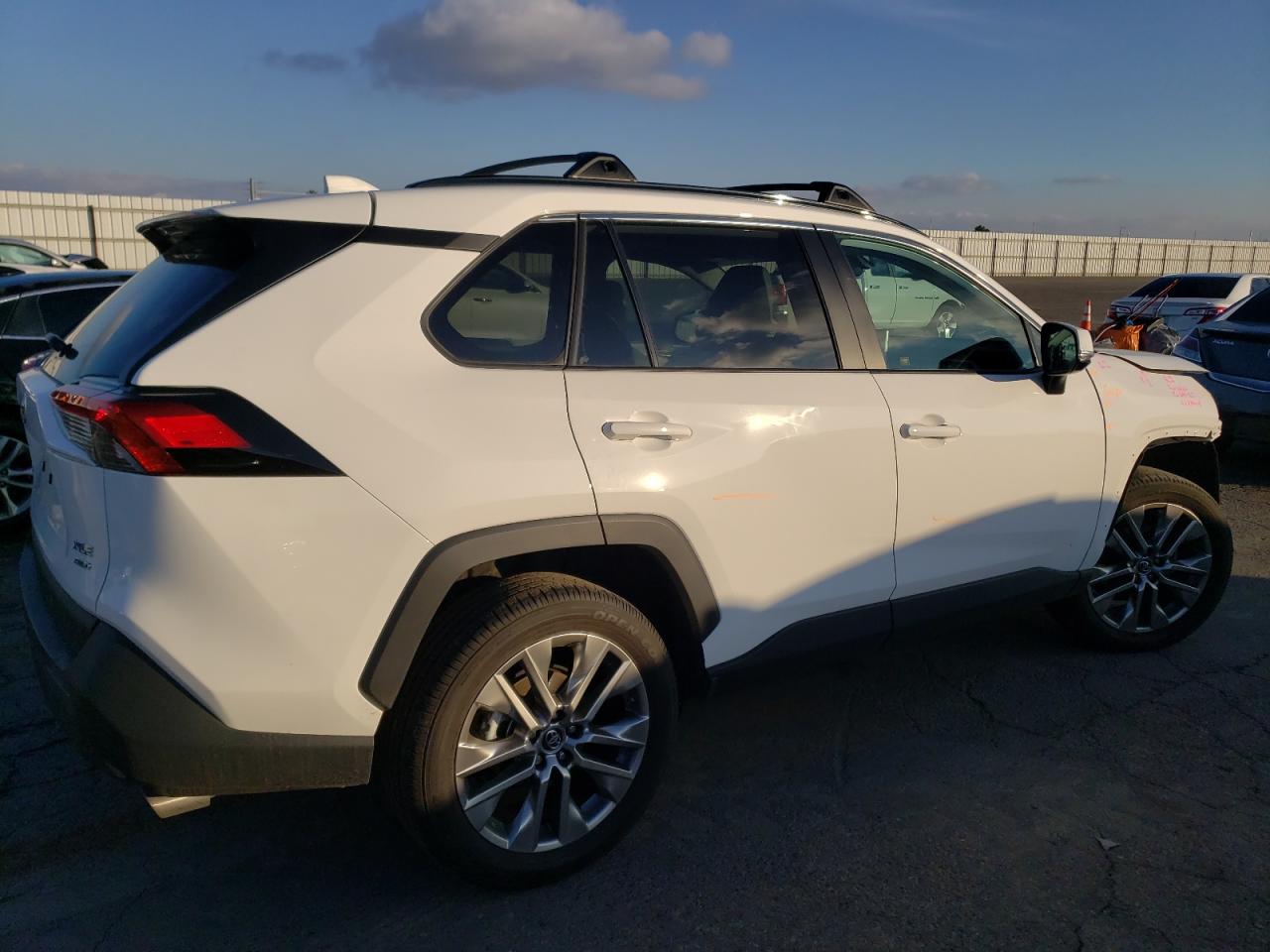 Image 3 of 2019 TOYOTA RAV4 XLE PREMIUM 2019 with VIN 2T3A1RFV1KC041245