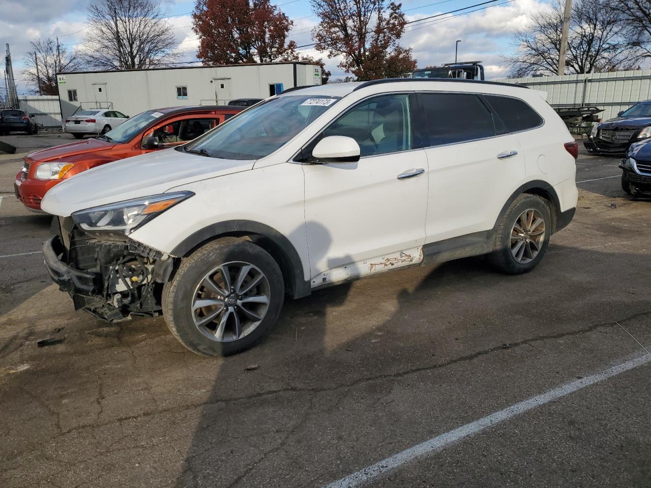 Image 1 of 2017 HYUNDAI SANTA FE SE 2017 with VIN KM8SMDHF3HU223775