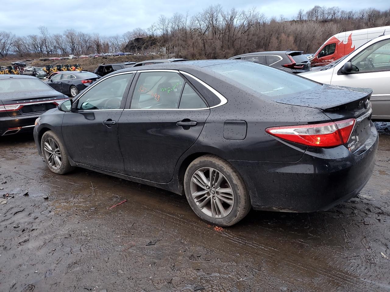 Image 2 of 2016 TOYOTA CAMRY LE 2016 with VIN 4T1BF1FK3GU150673