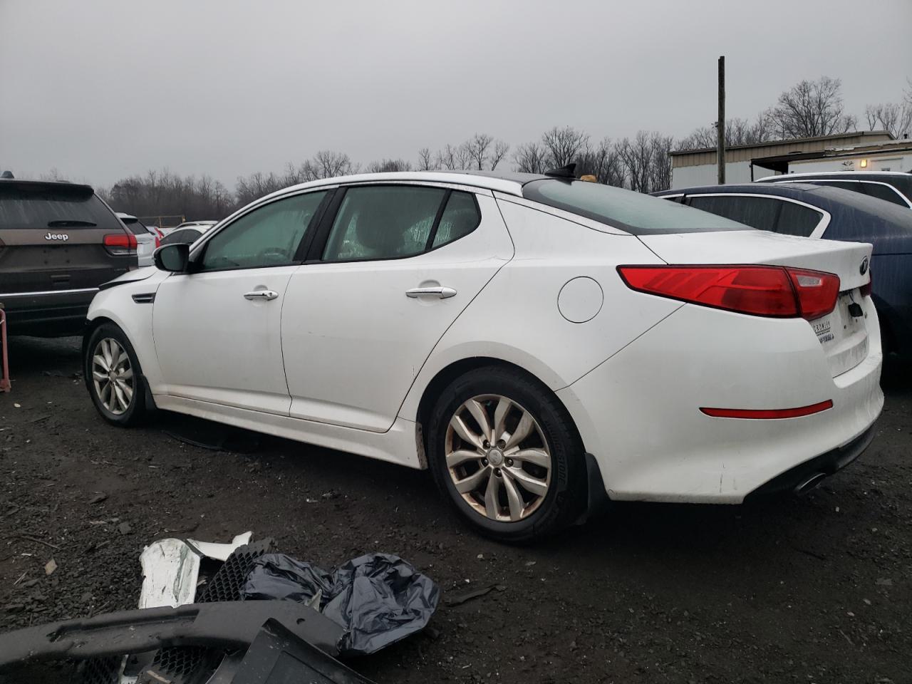 Image 2 of 2015 KIA OPTIMA EX 2015 with VIN 5XXGN4A74FG361189