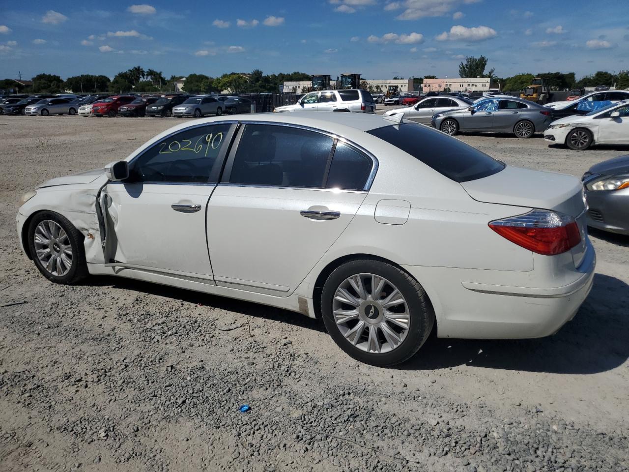 Image 2 of 2009 HYUNDAI GENESIS 3.8L 2009 with VIN KMHGC46E39U054510