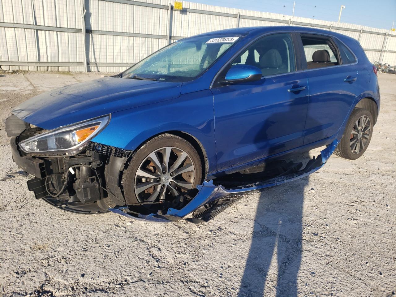 Obraz 1 z 2018 HYUNDAI ELANTRA GT  2018 z VIN KMHH35LE6JU060725