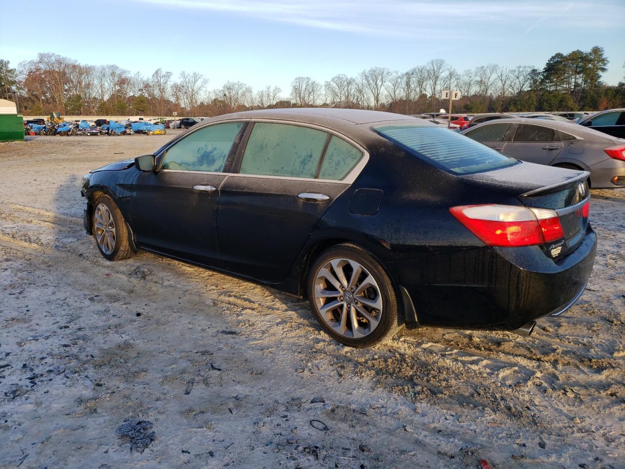 Изображение 2 2015 HONDA ACCORD SPORT 2015 с VIN 1HGCR2F55FA058384