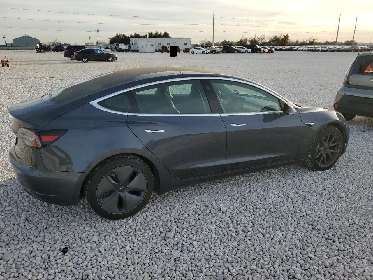 Image 3 of 2019 TESLA MODEL 3  2019 with VIN 5YJ3E1EB7KF520716