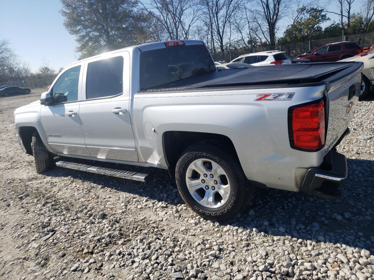 Obraz 2 z 2015 CHEVROLET SILVERADO K1500 LT 2015 z VIN 3GCUKREC2FG299837