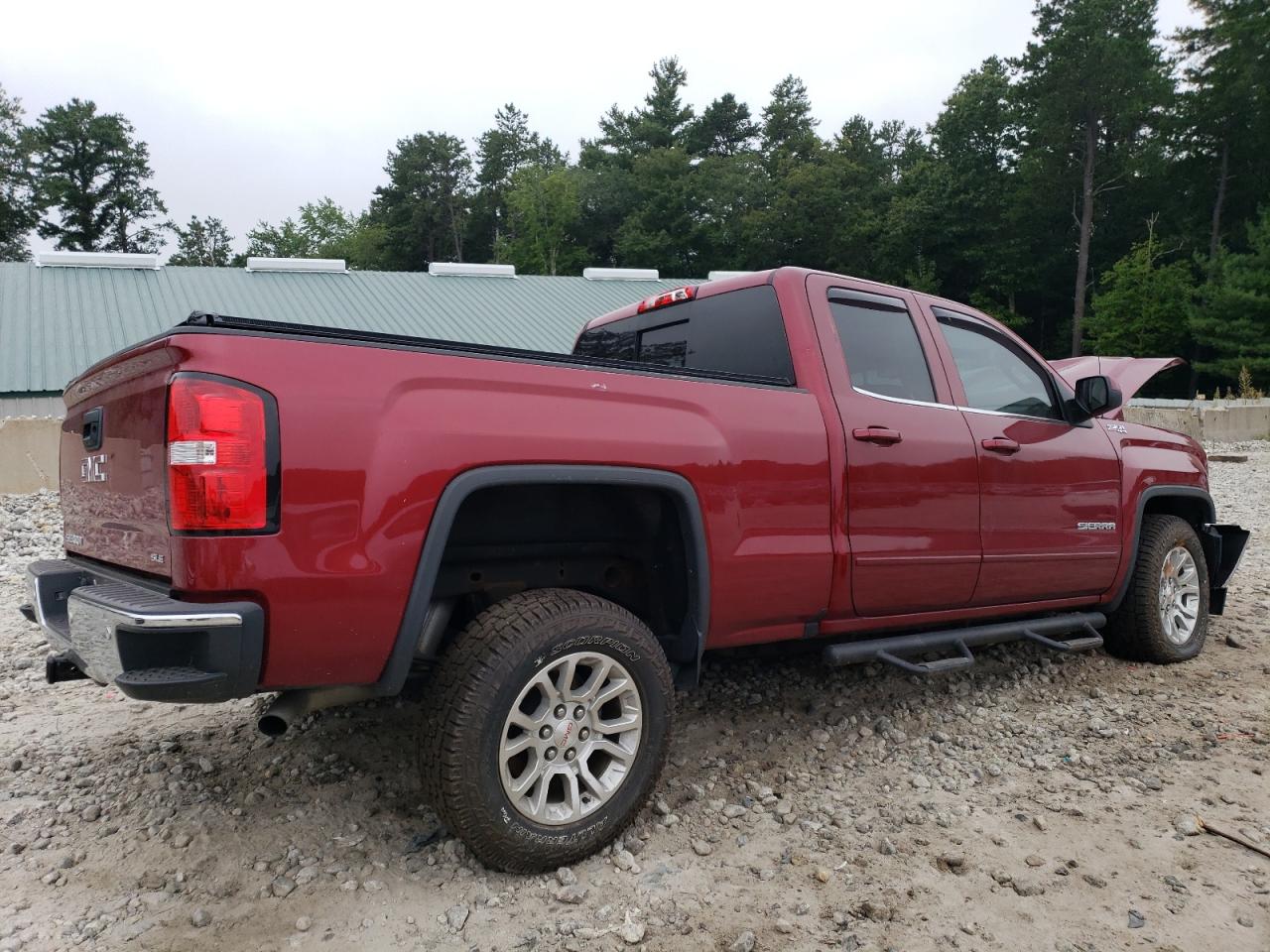 Obraz 3 z 2018 GMC SIERRA K1500 SLE 2018 z VIN 1GTV2MEC7JZ190113
