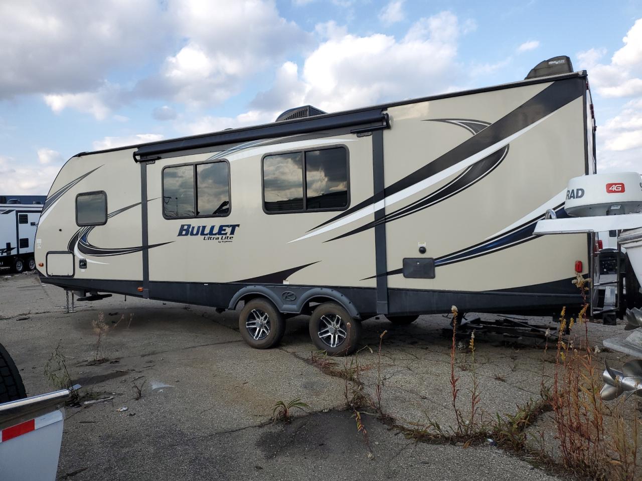 Image 3 of 2018 KEYSTONE BULLET 2018 with VIN 4YDT27723JT432974