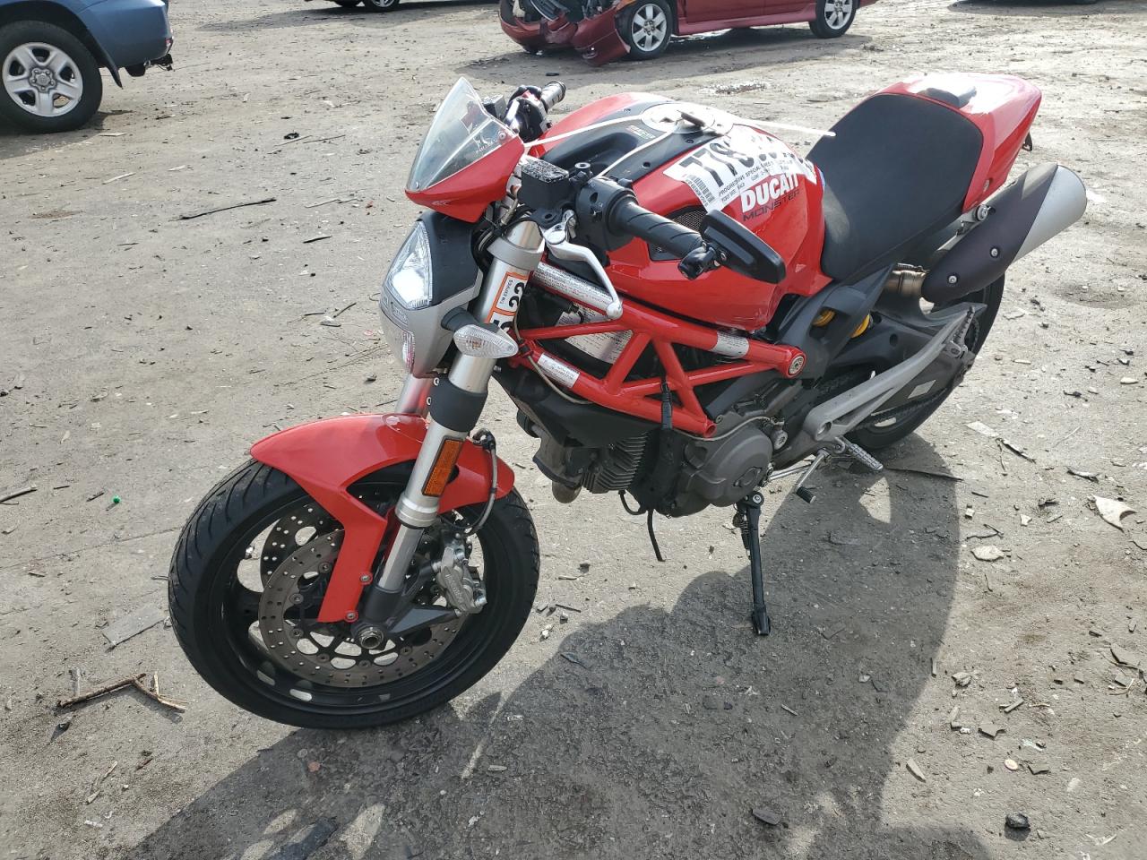 Image 2 of 2010 DUCATI MONSTER 696 2010 with VIN ZDM1RADN8AB033148