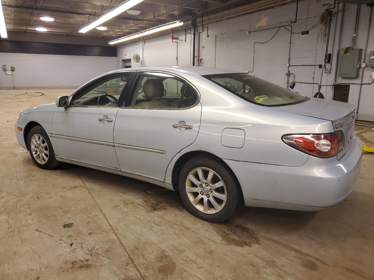 Image 2 of 2003 LEXUS ES 300 2003 with VIN JTHBF30GX36008287