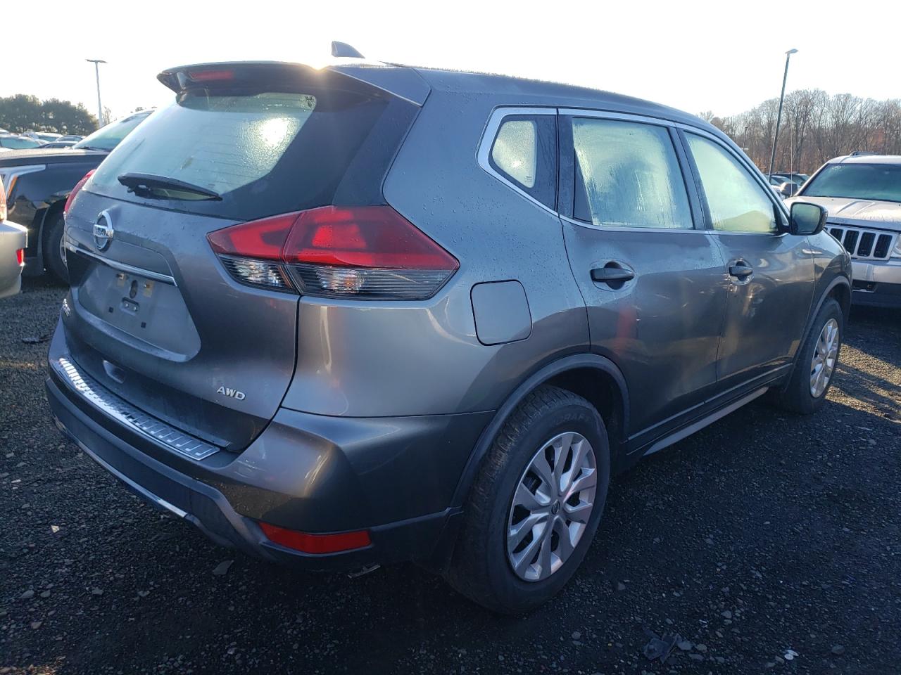 Obraz 3 z 2018 NISSAN ROGUE S 2018 z VIN KNMAT2MV5JP542278
