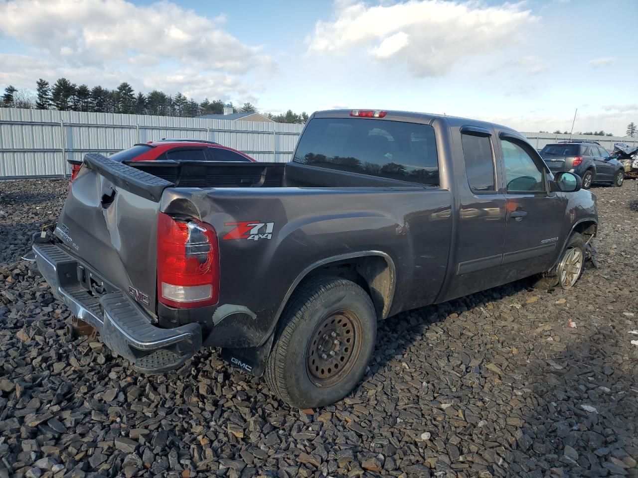 Obraz 3 z 2007 GMC NEW SIERRA K1500 2007 z VIN 2GTEK19J271707052