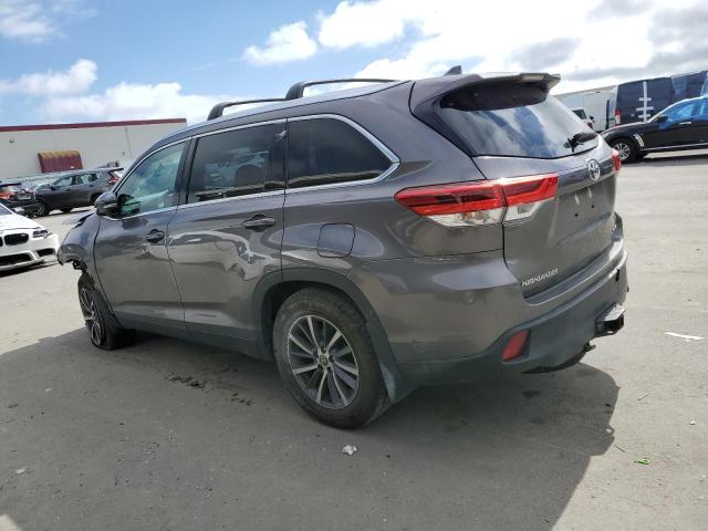 Obraz 2 z 2019 TOYOTA HIGHLANDER SE 2019 z VIN 5TDJZRFH9KS986186